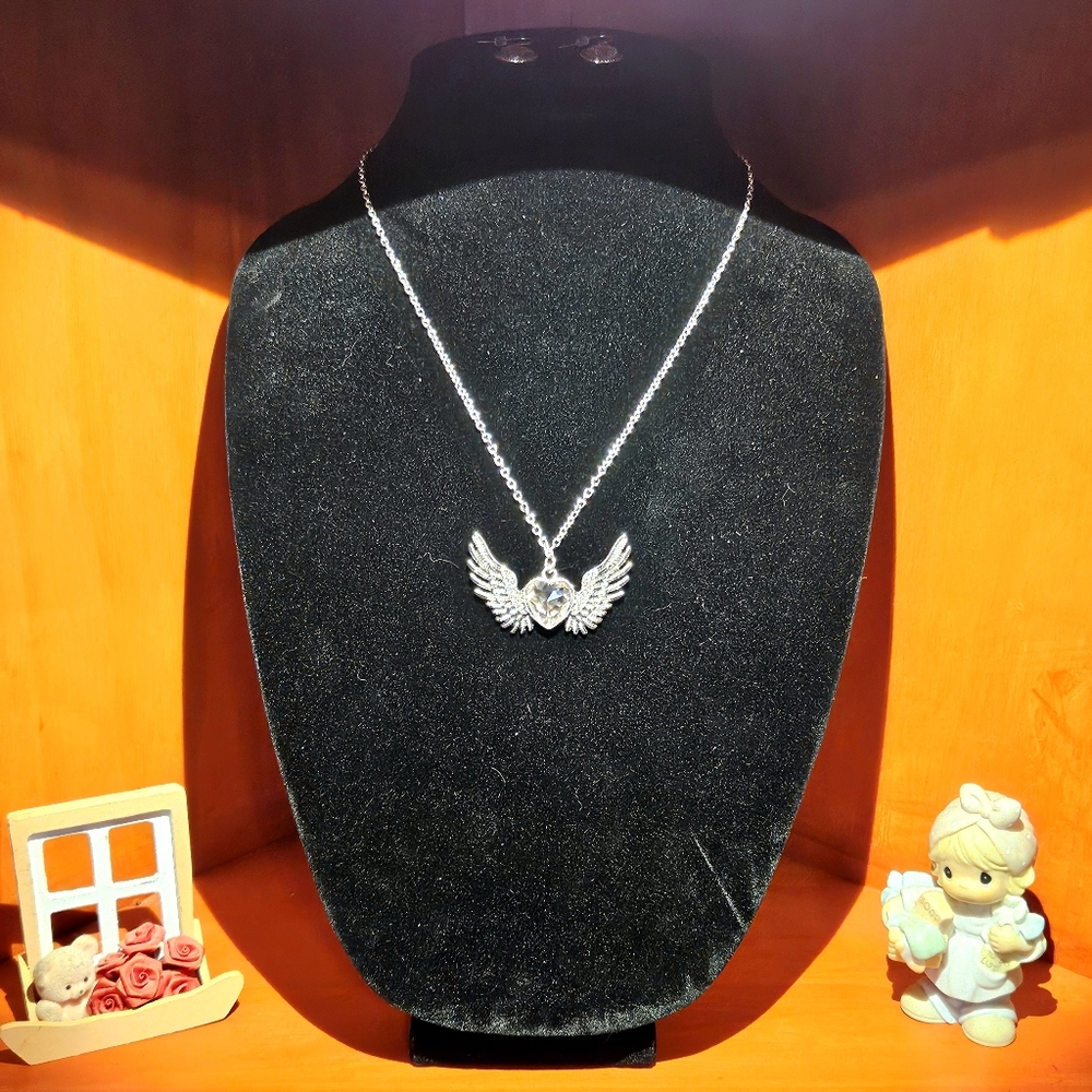 Heart Necklace & Earrings Set